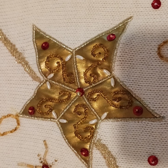 Holiday cardigan sweater - Picture 11 of 11